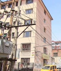 军招小区3室2厅南