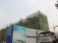 房子两室南向客厅南向有车位,精装修,证满两年无贷款