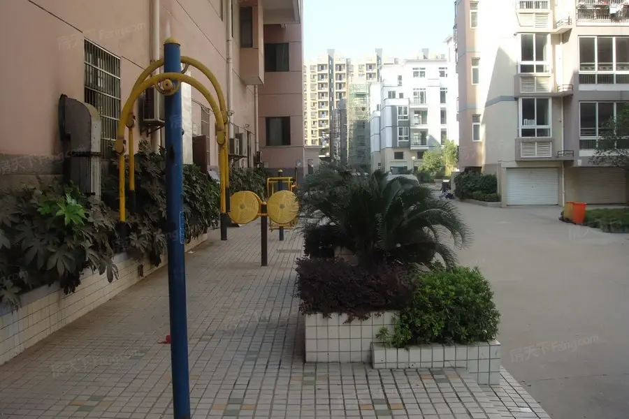 龙御华庭实景图