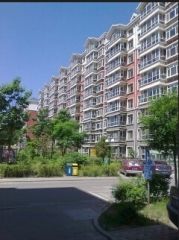 金宇紫光 4室2厅 南 北