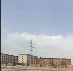 回民区光明路商圈,中间楼层,居住体验清静