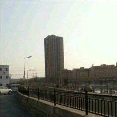 水岸世纪2居室,看房方便,出行方便,地里位置优越