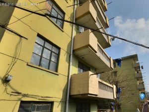 房东诚心卖二室精装修拎包入住看中价格好谈