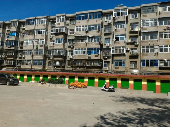 132制药厂家属院实景图