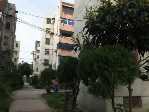 龙潭建设新村实景图