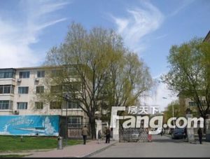 此房位于鼓楼 地理位置优越 视眼开阔,离三中