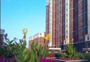 房本五年外税费低,精装修拎包入住,到校300米