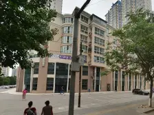 房东诚心出售 房好大卖点外加60平米的阁楼 很划算