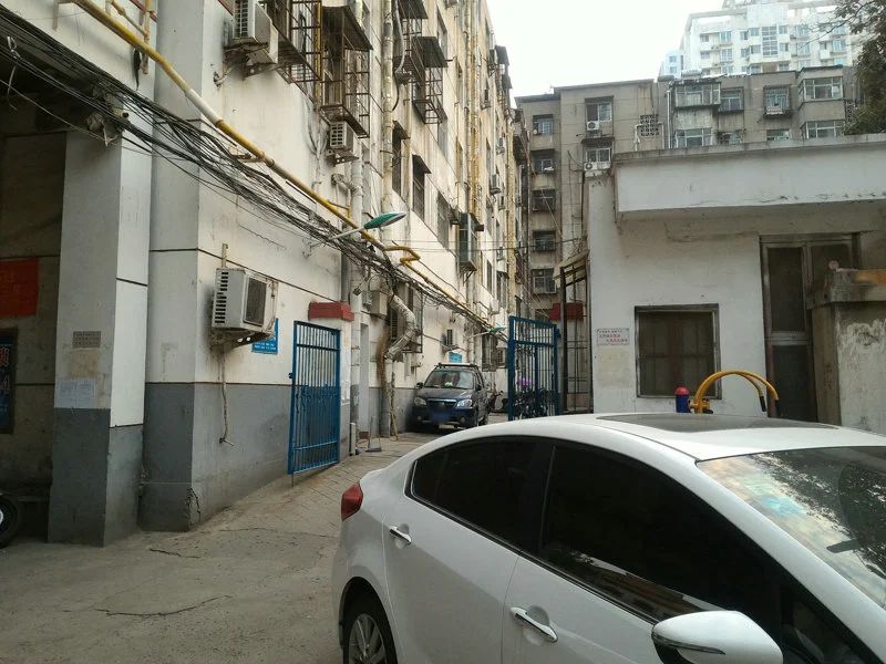 小区相关图