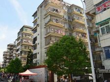 省直机关湖前住宅区 3室2厅 192.00万