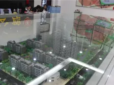 德汇公馆 电梯房 复式实用面积双倍 户型方正 采光好