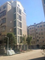 楼层好,视野宽阔,采光充足,配套齐全,交通便利