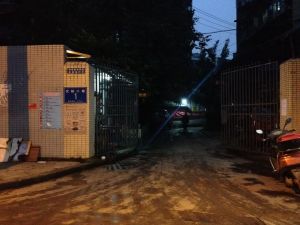 交桂二巷1号院2室1厅南