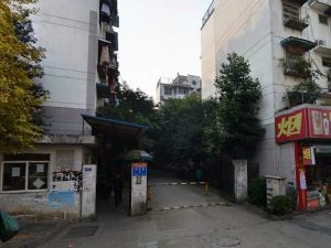 东方阳光城B区3室2厅东北