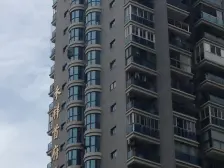 思北繁华地段电梯房,南北通透,采光充足,入户花园