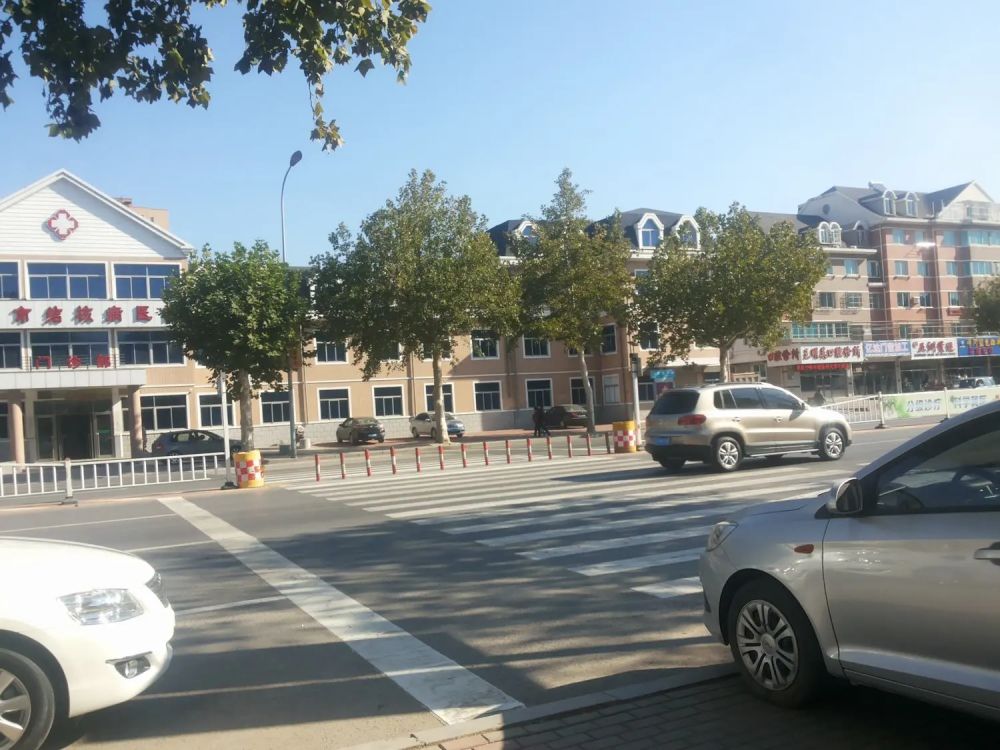 小区相关图