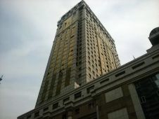 新街口华威大厦,近1.2号线双地铁,可拎包入住