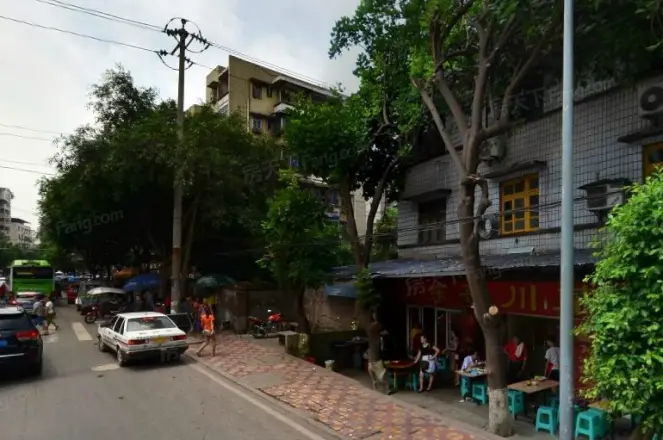 长生桥农贸市场综合楼实景图