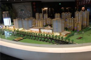 精装居住适宜,人文素质高,绿化面积大,