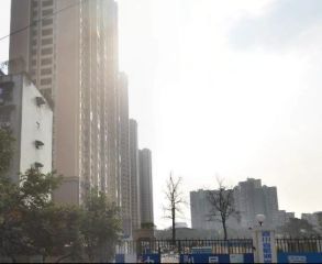 汇厦少城琴台府3室1厅西南