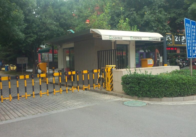 小区相关图