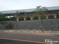 湖边水库大平层,全明格局,东南北三面采光,视野开阔