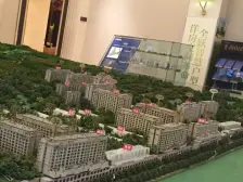 花园洋房底跃精装才入住两年多点