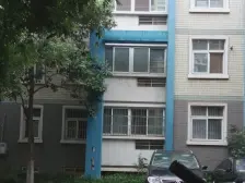 房子满五年 五号线地铁口 诚心出售