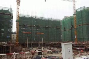 宏润达上城 4室2厅 东南