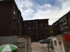 五泉 白银路甘报社 两室一厅 南北通透 户型方正有院子