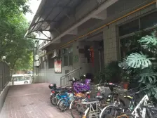 华菲大厦,朝南,大四房,地铁口