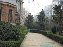 出门南阳路,温馨一室,均价4千多,电梯房,诚心出售