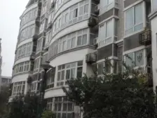 郑汴路城东路熊儿河边,公园旁精装大复式60平露台