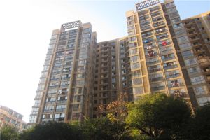 阳光晶城4室2厅南北