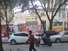 自住精装修三室,好楼层,采光好,全明东边户