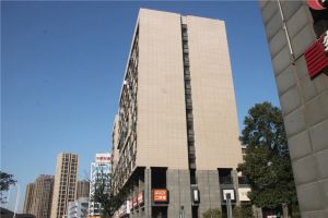 万科金域华府3室2厅南