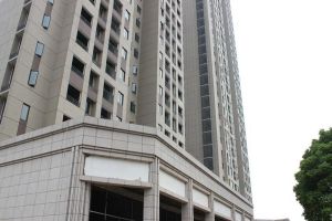 楼层好视野开阔,采光好,配套完善,地铁口
