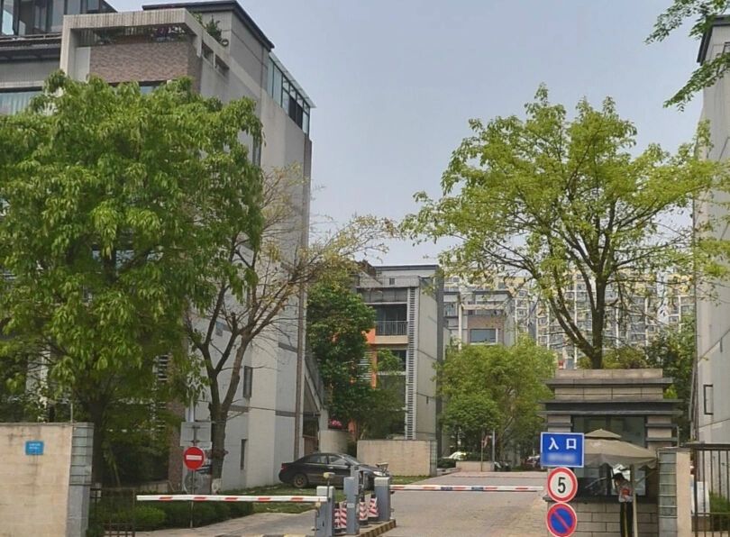 小区相关图