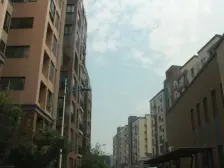 鑫苑逸品香山(2期南苑) 交通便捷 有电梯 高楼层视野无遮挡