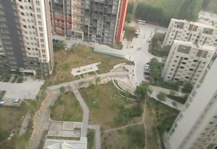小区相关图