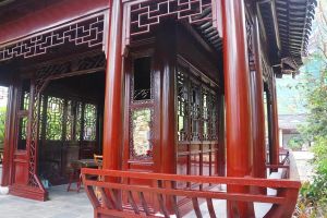 采光很好,房子方正,可利用空间高。近地铁7号线。