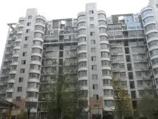 同乐花园 精装修小高层标准四房户型方正