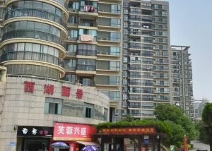 西湖丽景 3室2厅 南