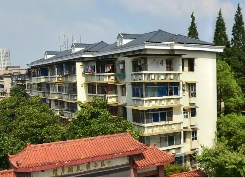 小区相关图