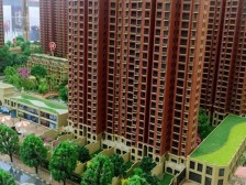 此房精装修,三室双卫,户型好,单价低,南北向.