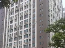 鑫苑国际城市花园 四室二厅二卫 送二个车位 电梯双气