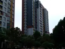 南三环,大标间,精装修,拎包入住,诚心出售