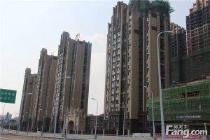 文一名门华府2室1厅南