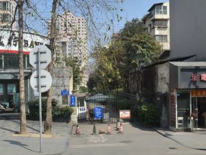 东方苑3室1厅东东南
