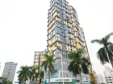 东城万达旁 东海阳光 朝南看黄旗山看国贸 户型方正